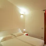 Li Chessi Arancio Piscina Pace E Vista Mare * كوستا باراديسو