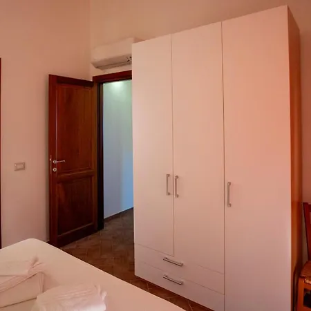 Li Chessi Arancio Piscina Pace E Vista Mare Apartman *