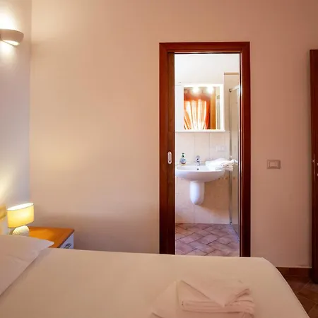 Li Chessi Arancio Piscina Pace E Vista Mare Apartman Costa Paradiso