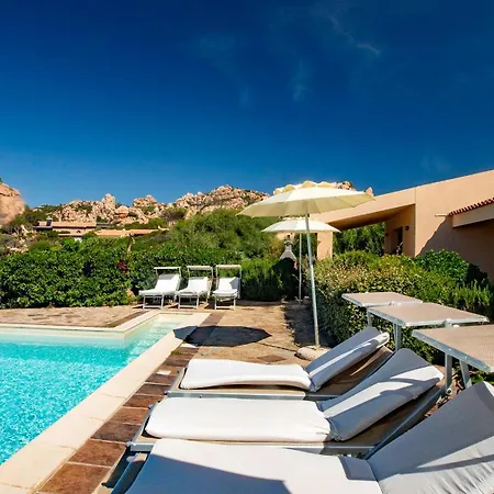 Li Chessi Arancio Piscina Pace E Vista Mare