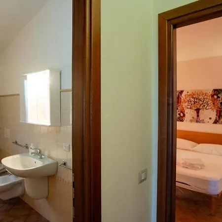 Li Chessi Arancio Piscina Pace E Vista Mare Lejlighed