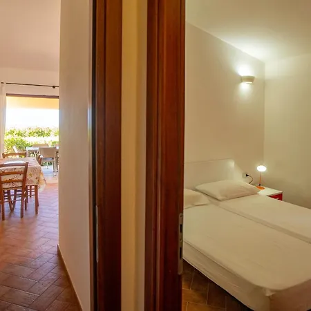 Li Chessi Arancio Piscina Pace E Vista Mare