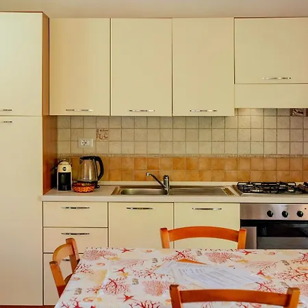 Li Chessi Arancio Piscina Pace E Vista Mare