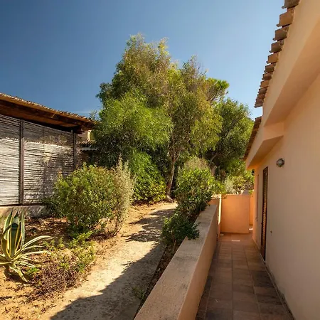 Li Chessi Arancio Piscina Pace E Vista Mare *